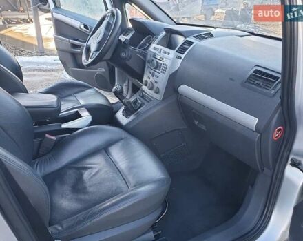 Сірий Опель Зафіра, об'ємом двигуна 1.9 л та пробігом 309 тис. км за 5100 $, фото 7 на Automoto.ua