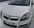 Серый Опель Зафира, объемом двигателя 1.9 л и пробегом 240 тыс. км за 5400 $, фото 1 на Automoto.ua