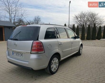 Сірий Опель Зафіра, об'ємом двигуна 1.9 л та пробігом 309 тис. км за 5100 $, фото 17 на Automoto.ua
