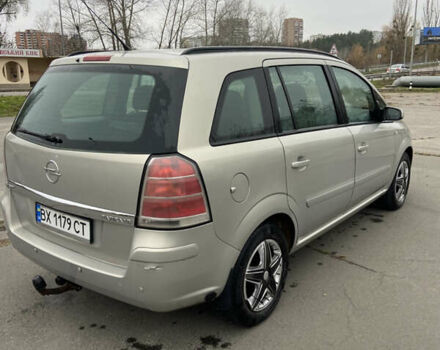 Сірий Опель Зафіра, об'ємом двигуна 1.8 л та пробігом 380 тис. км за 4800 $, фото 7 на Automoto.ua