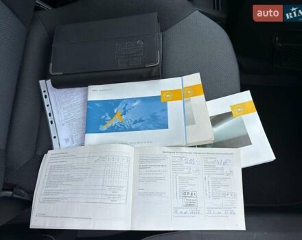 Сірий Опель Зафіра, об'ємом двигуна 1.6 л та пробігом 237 тис. км за 6000 $, фото 94 на Automoto.ua
