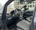 Серый Опель Зафира, объемом двигателя 1.9 л и пробегом 308 тыс. км за 1950 $, фото 7 на Automoto.ua