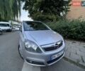 Серый Опель Зафира, объемом двигателя 1.9 л и пробегом 270 тыс. км за 6000 $, фото 1 на Automoto.ua