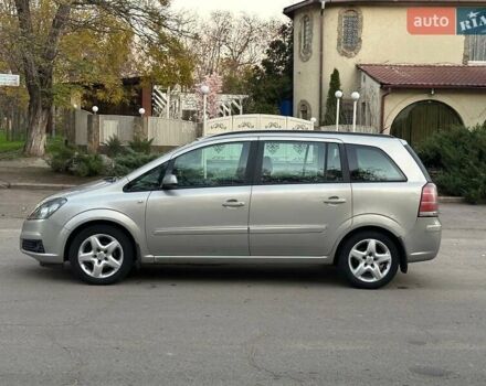 Серый Опель Зафира, объемом двигателя 1.8 л и пробегом 327 тыс. км за 4100 $, фото 4 на Automoto.ua