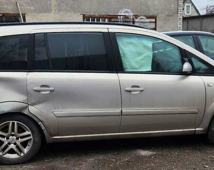 Серый Опель Зафира, объемом двигателя 1.8 л и пробегом 260 тыс. км за 2850 $, фото 4 на Automoto.ua