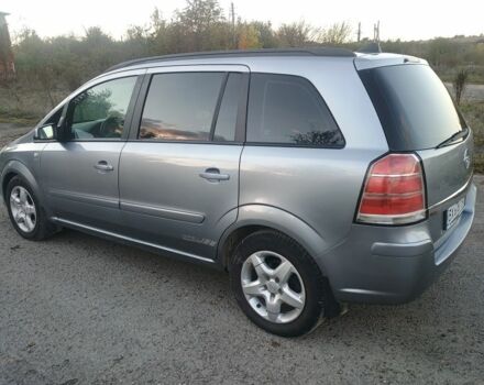 Серый Опель Зафира, объемом двигателя 1.9 л и пробегом 277 тыс. км за 5700 $, фото 5 на Automoto.ua