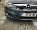 Серый Опель Зафира, объемом двигателя 2.2 л и пробегом 215 тыс. км за 8200 $, фото 2 на Automoto.ua