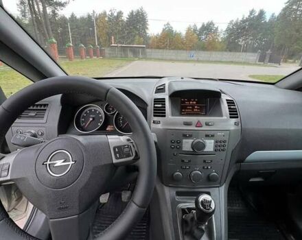Серый Опель Зафира, объемом двигателя 1.8 л и пробегом 221 тыс. км за 4750 $, фото 17 на Automoto.ua