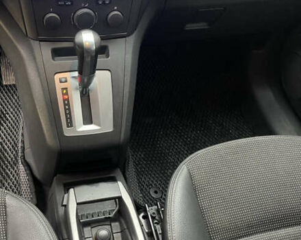 Серый Опель Зафира, объемом двигателя 2.2 л и пробегом 215 тыс. км за 8200 $, фото 34 на Automoto.ua