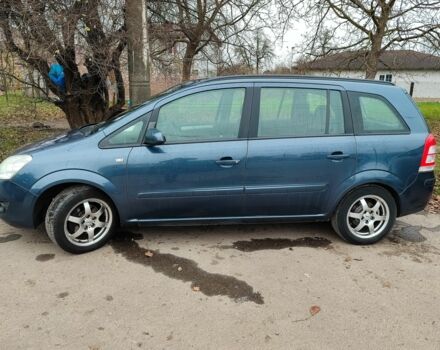 Серый Опель Зафира, объемом двигателя 1 л и пробегом 190 тыс. км за 5500 $, фото 1 на Automoto.ua