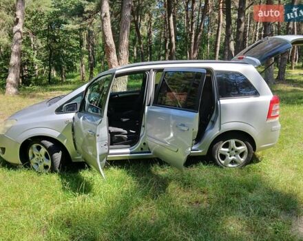 Серый Опель Зафира, объемом двигателя 1.95 л и пробегом 261 тыс. км за 6700 $, фото 36 на Automoto.ua