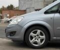 Серый Опель Зафира, объемом двигателя 1.9 л и пробегом 345 тыс. км за 6440 $, фото 3 на Automoto.ua