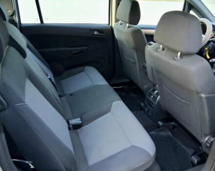 Серый Опель Зафира, объемом двигателя 0 л и пробегом 283 тыс. км за 2999 $, фото 5 на Automoto.ua