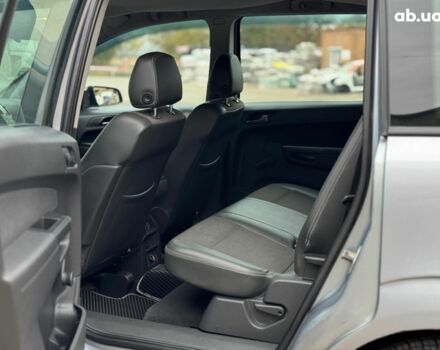 Серый Опель Зафира, объемом двигателя 1.9 л и пробегом 345 тыс. км за 6590 $, фото 28 на Automoto.ua