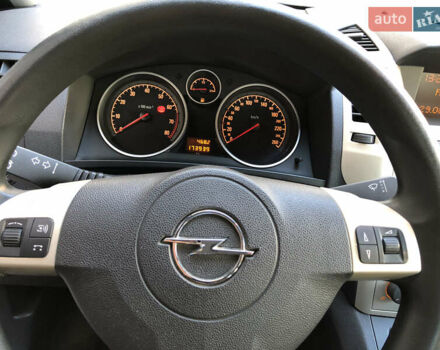 Сірий Опель Зафіра, об'ємом двигуна 1.8 л та пробігом 173 тис. км за 6800 $, фото 9 на Automoto.ua