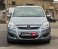 Серый Опель Зафира, объемом двигателя 1.9 л и пробегом 345 тыс. км за 6590 $, фото 2 на Automoto.ua