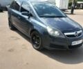 Серый Опель Зафира, объемом двигателя 1.91 л и пробегом 214 тыс. км за 5500 $, фото 1 на Automoto.ua