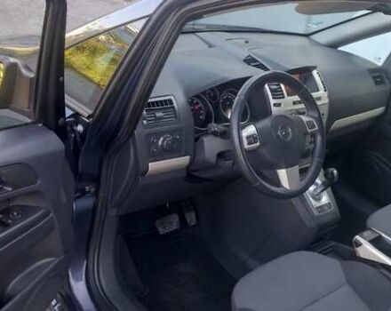 Серый Опель Зафира, объемом двигателя 1.8 л и пробегом 190 тыс. км за 6700 $, фото 5 на Automoto.ua