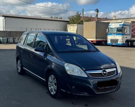Серый Опель Зафира, объемом двигателя 1.6 л и пробегом 200 тыс. км за 2800 $, фото 3 на Automoto.ua