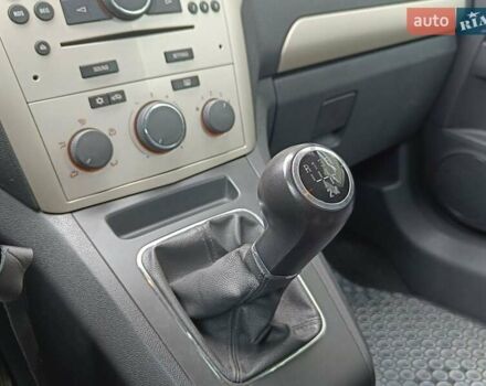 Опель Зафира 2008 в Дубно на Automoto.ua Серый Опель Зафира, объемом двигателя 1.6 л и пробегом 181 тыс. км за 5450 $, фото 14 на Automoto.ua