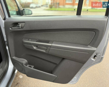 Сірий Опель Зафіра, об'ємом двигуна 1.8 л та пробігом 191 тис. км за 6700 $, фото 51 на Automoto.ua