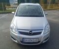 Серый Опель Зафира, объемом двигателя 1.6 л и пробегом 178 тыс. км за 5850 $, фото 1 на Automoto.ua
