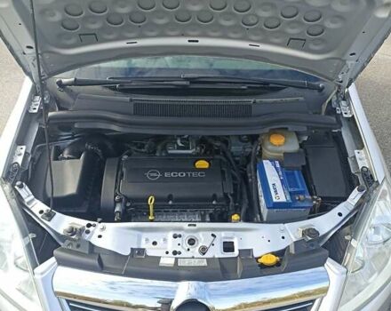 Серый Опель Зафира, объемом двигателя 1.6 л и пробегом 178 тыс. км за 5850 $, фото 18 на Automoto.ua