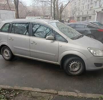 Серый Опель Зафира, объемом двигателя 1.91 л и пробегом 244 тыс. км за 7000 $, фото 7 на Automoto.ua