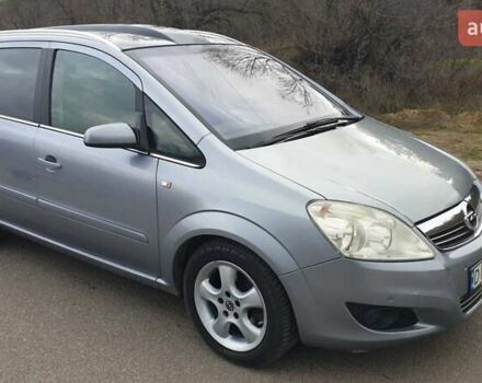 Серый Опель Зафира, объемом двигателя 1.69 л и пробегом 294 тыс. км за 6300 $, фото 6 на Automoto.ua