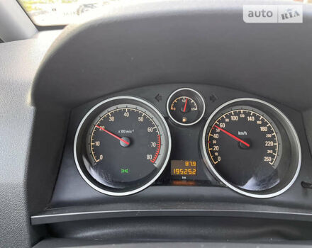 Серый Опель Зафира, объемом двигателя 1.6 л и пробегом 202 тыс. км за 6200 $, фото 16 на Automoto.ua