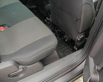 Серый Опель Зафира, объемом двигателя 1.9 л и пробегом 25 тыс. км за 5700 $, фото 7 на Automoto.ua