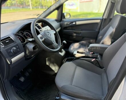 Опель Зафира 2008 в Борисполе на Automoto.ua Серый Опель Зафира, объемом двигателя 1.6 л и пробегом 223 тыс. км за 6600 $, фото 9 на Automoto.ua