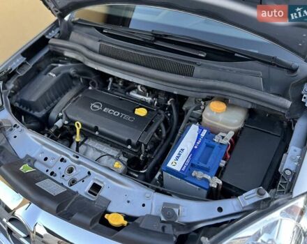 Серый Опель Зафира, объемом двигателя 1.8 л и пробегом 219 тыс. км за 6300 $, фото 36 на Automoto.ua