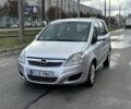 Серый Опель Зафира, объемом двигателя 1.9 л и пробегом 282 тыс. км за 2750 $, фото 1 на Automoto.ua