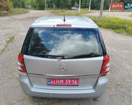 Серый Опель Зафира, объемом двигателя 1.6 л и пробегом 195 тыс. км за 6100 $, фото 26 на Automoto.ua