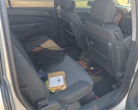 Серый Опель Зафира, объемом двигателя 1.8 л и пробегом 23 тыс. км за 6000 $, фото 5 на Automoto.ua