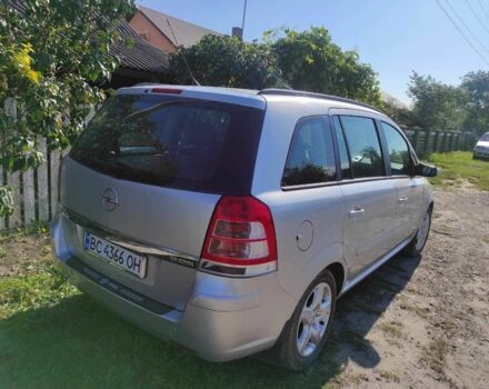 Серый Опель Зафира, объемом двигателя 1.9 л и пробегом 292 тыс. км за 6500 $, фото 1 на Automoto.ua