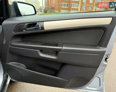 Сірий Опель Зафіра, об'ємом двигуна 1.8 л та пробігом 191 тис. км за 6700 $, фото 32 на Automoto.ua