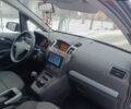 Серый Опель Зафира, объемом двигателя 1.6 л и пробегом 200 тыс. км за 4550 $, фото 24 на Automoto.ua