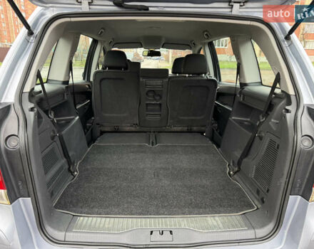 Сірий Опель Зафіра, об'ємом двигуна 1.8 л та пробігом 191 тис. км за 6700 $, фото 43 на Automoto.ua