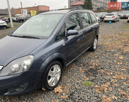 Серый Опель Зафира, объемом двигателя 1.8 л и пробегом 187 тыс. км за 5850 $, фото 6 на Automoto.ua