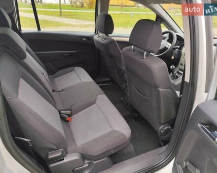 Сірий Опель Зафіра, об'ємом двигуна 1.6 л та пробігом 200 тис. км за 6300 $, фото 21 на Automoto.ua