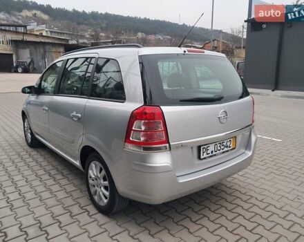 Серый Опель Зафира, объемом двигателя 1.8 л и пробегом 218 тыс. км за 5850 $, фото 13 на Automoto.ua