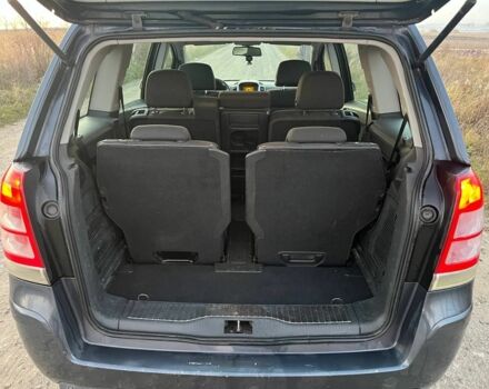 Серый Опель Зафира, объемом двигателя 1.9 л и пробегом 281 тыс. км за 2800 $, фото 10 на Automoto.ua