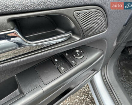 Серый Опель Зафира, объемом двигателя 1.91 л и пробегом 176 тыс. км за 6500 $, фото 48 на Automoto.ua