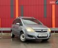 Серый Опель Зафира, объемом двигателя 1.6 л и пробегом 144 тыс. км за 5490 $, фото 1 на Automoto.ua