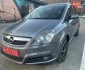 Серый Опель Зафира, объемом двигателя 1.8 л и пробегом 216 тыс. км за 6450 $, фото 1 на Automoto.ua
