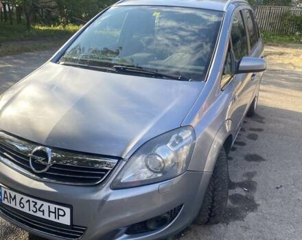Серый Опель Зафира, объемом двигателя 1.8 л и пробегом 242 тыс. км за 5900 $, фото 4 на Automoto.ua