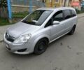 Серый Опель Зафира, объемом двигателя 1.69 л и пробегом 325 тыс. км за 5500 $, фото 1 на Automoto.ua