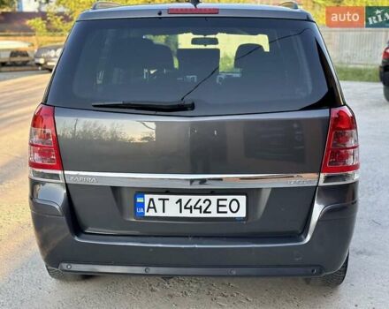 Серый Опель Зафира, объемом двигателя 1.7 л и пробегом 310 тыс. км за 5800 $, фото 47 на Automoto.ua